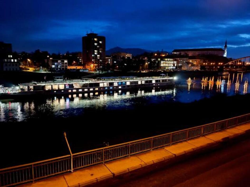 Appartamento U Bocmana S Vyhledem Na Zamek A Labe Decin Esterno foto