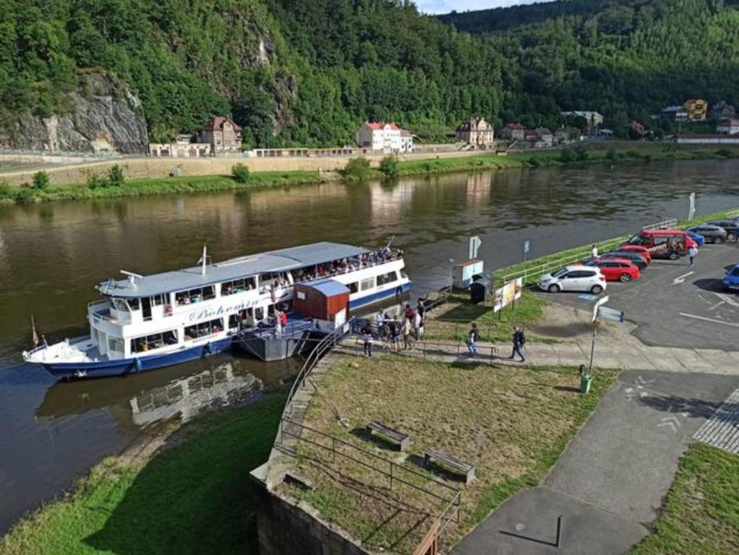 Appartamento U Bocmana S Vyhledem Na Zamek A Labe Decin Esterno foto