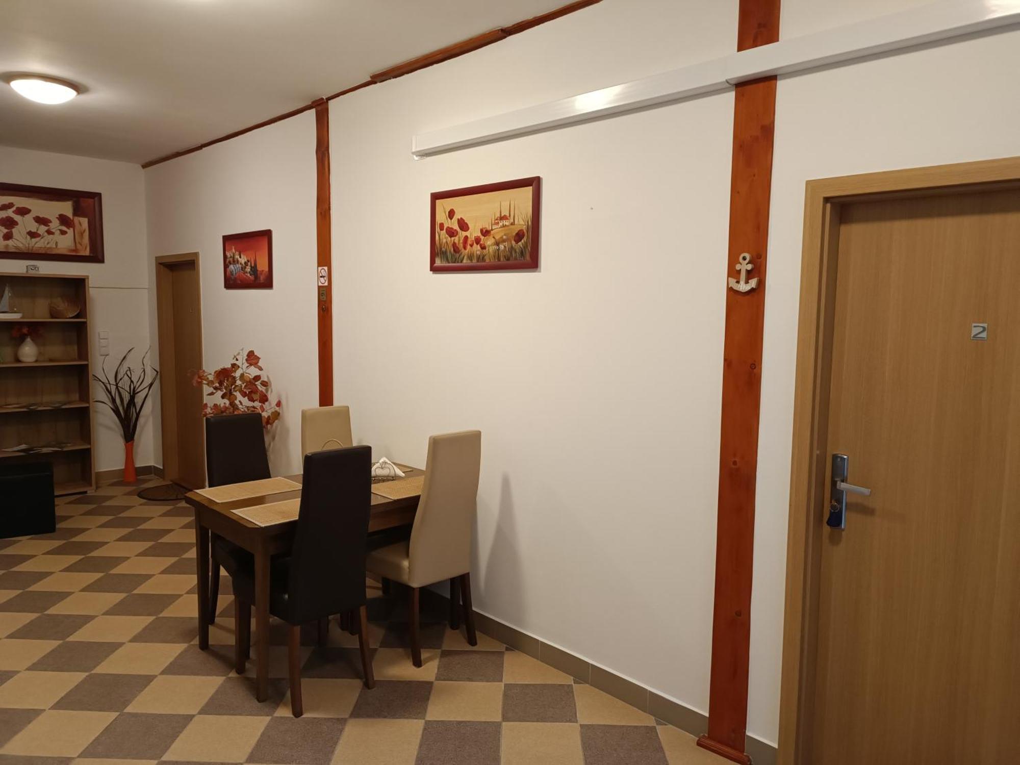 Appartamento U Bocmana S Vyhledem Na Zamek A Labe Decin Esterno foto