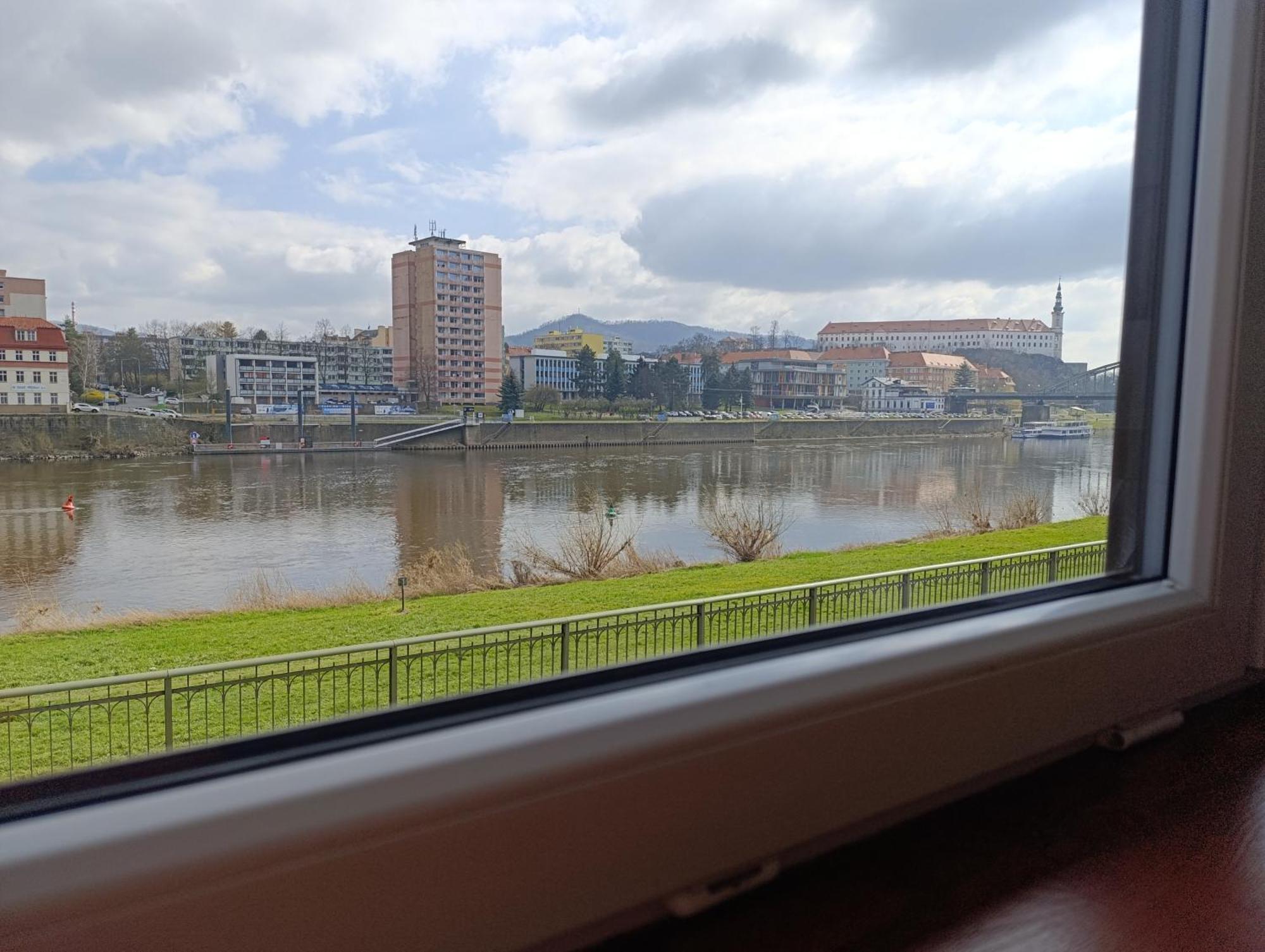 Appartamento U Bocmana S Vyhledem Na Zamek A Labe Decin Esterno foto