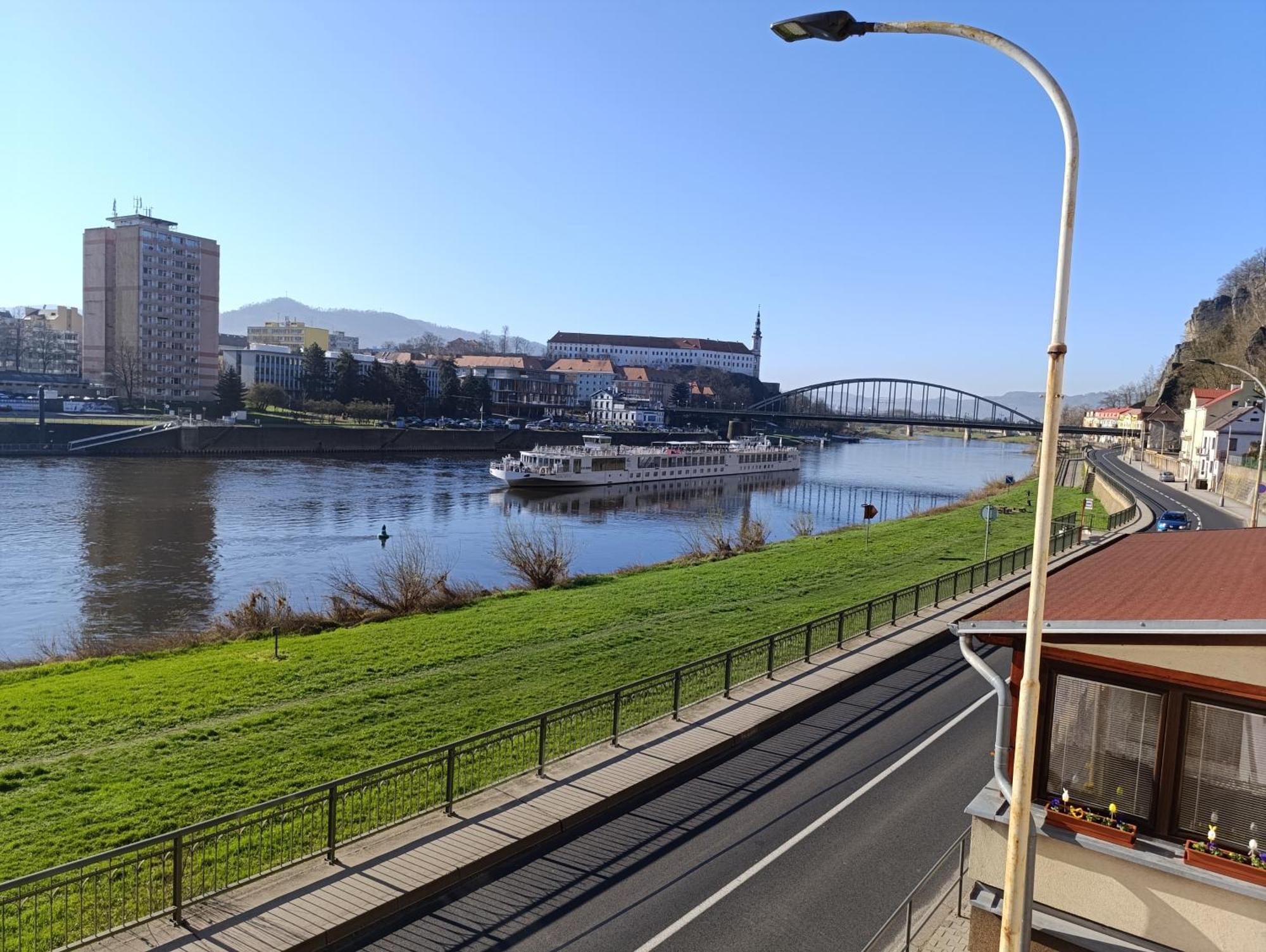 Appartamento U Bocmana S Vyhledem Na Zamek A Labe Decin Esterno foto